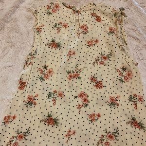E&M Polka Dot & floral top